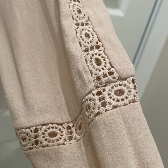 Forever 21 blouse - Picture 2 of 6